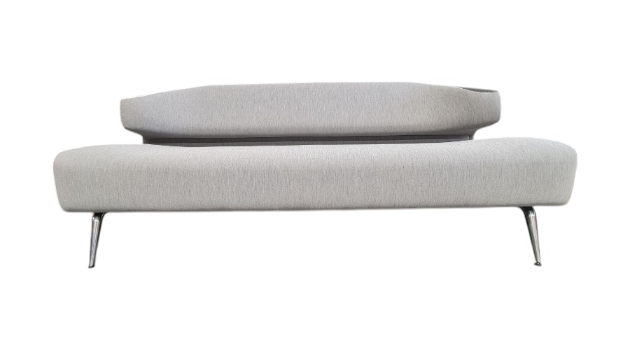 Artifort C 725 Bird Sofa Designer Michiel van der kley